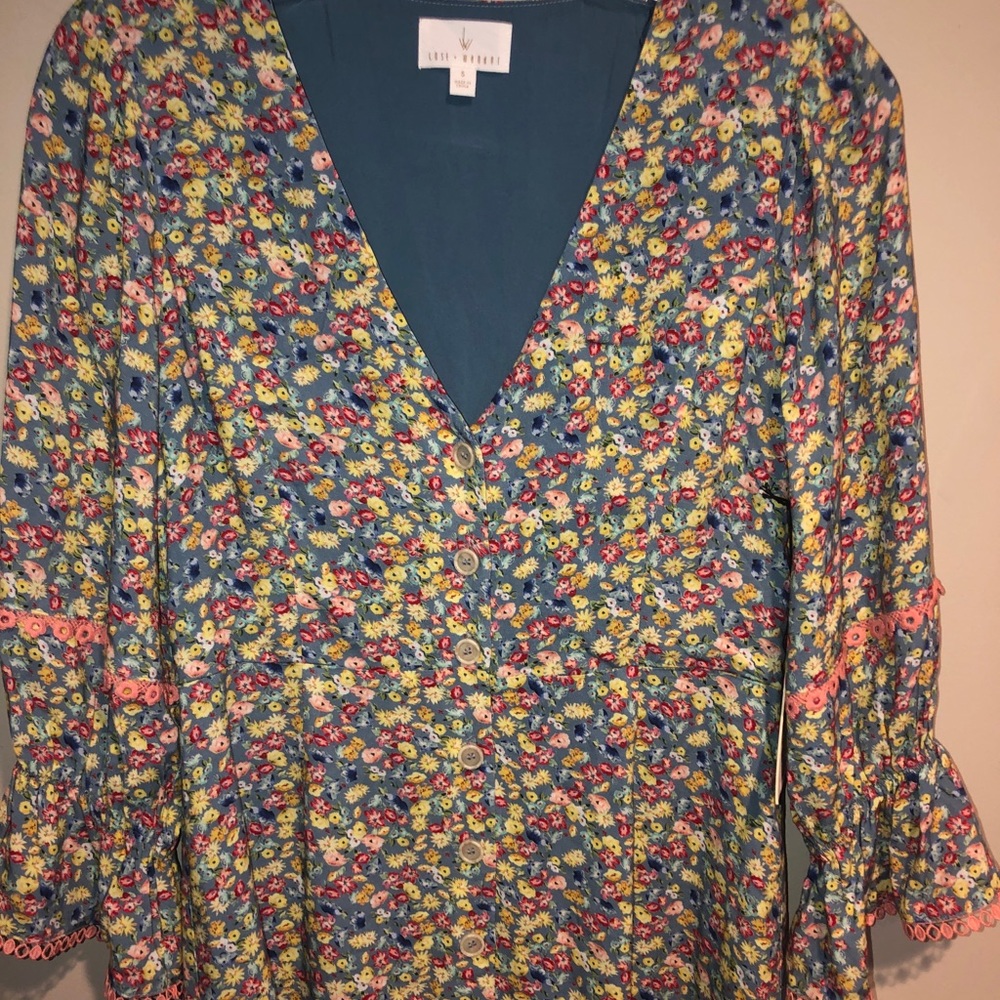 Lost & wander off to St. Tropez floral midi dress